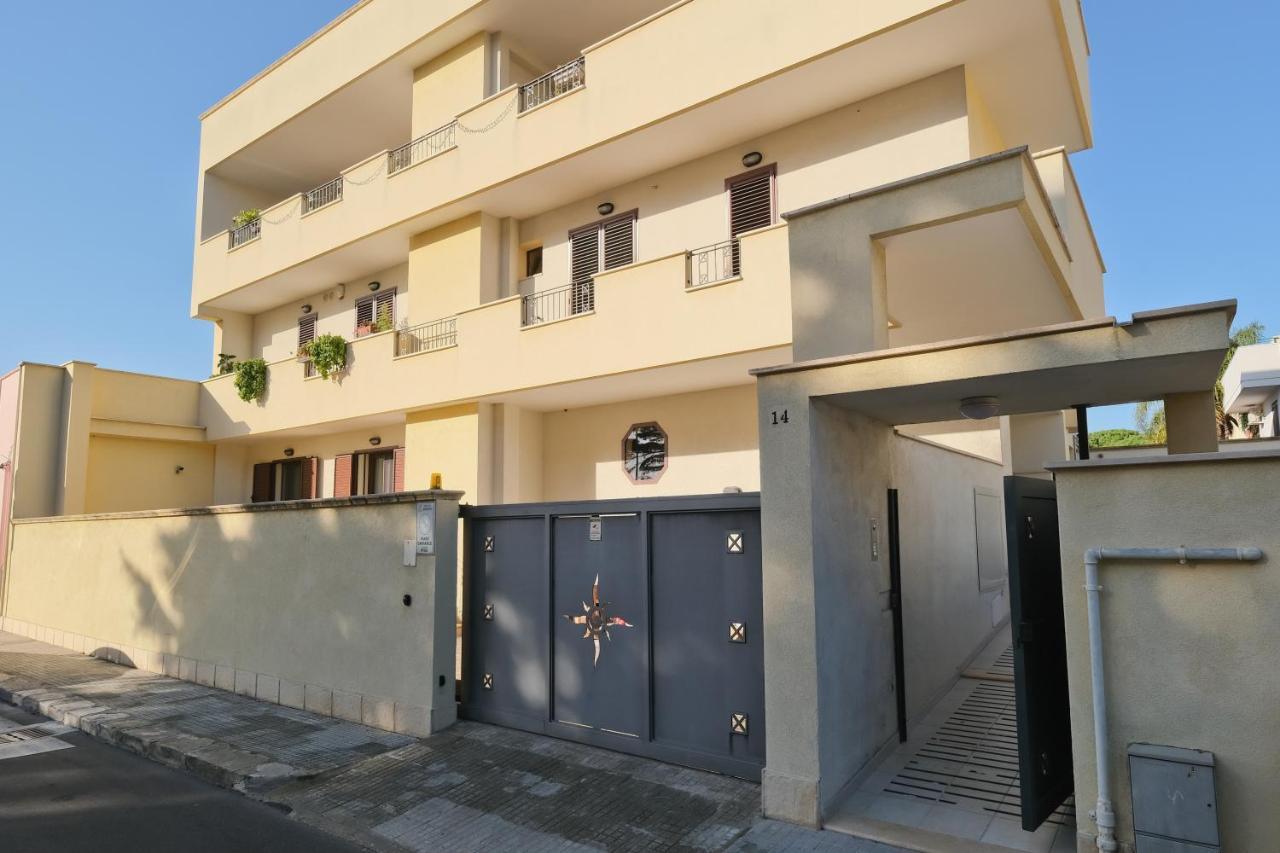 Modern House - 5 Stelle - Posto Auto Privato Apartman Brindisi Kültér fotó